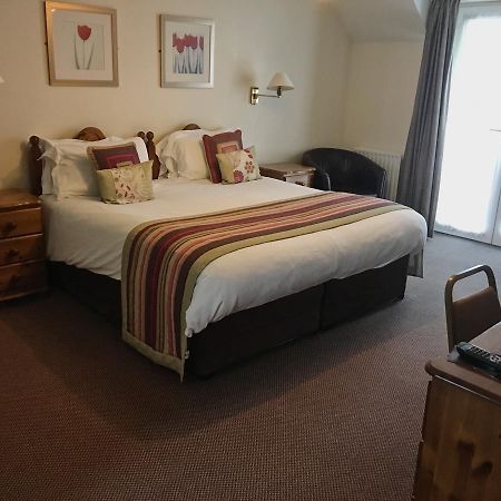 The Tally Ho Hotel - B&B Bicester Exteriör bild